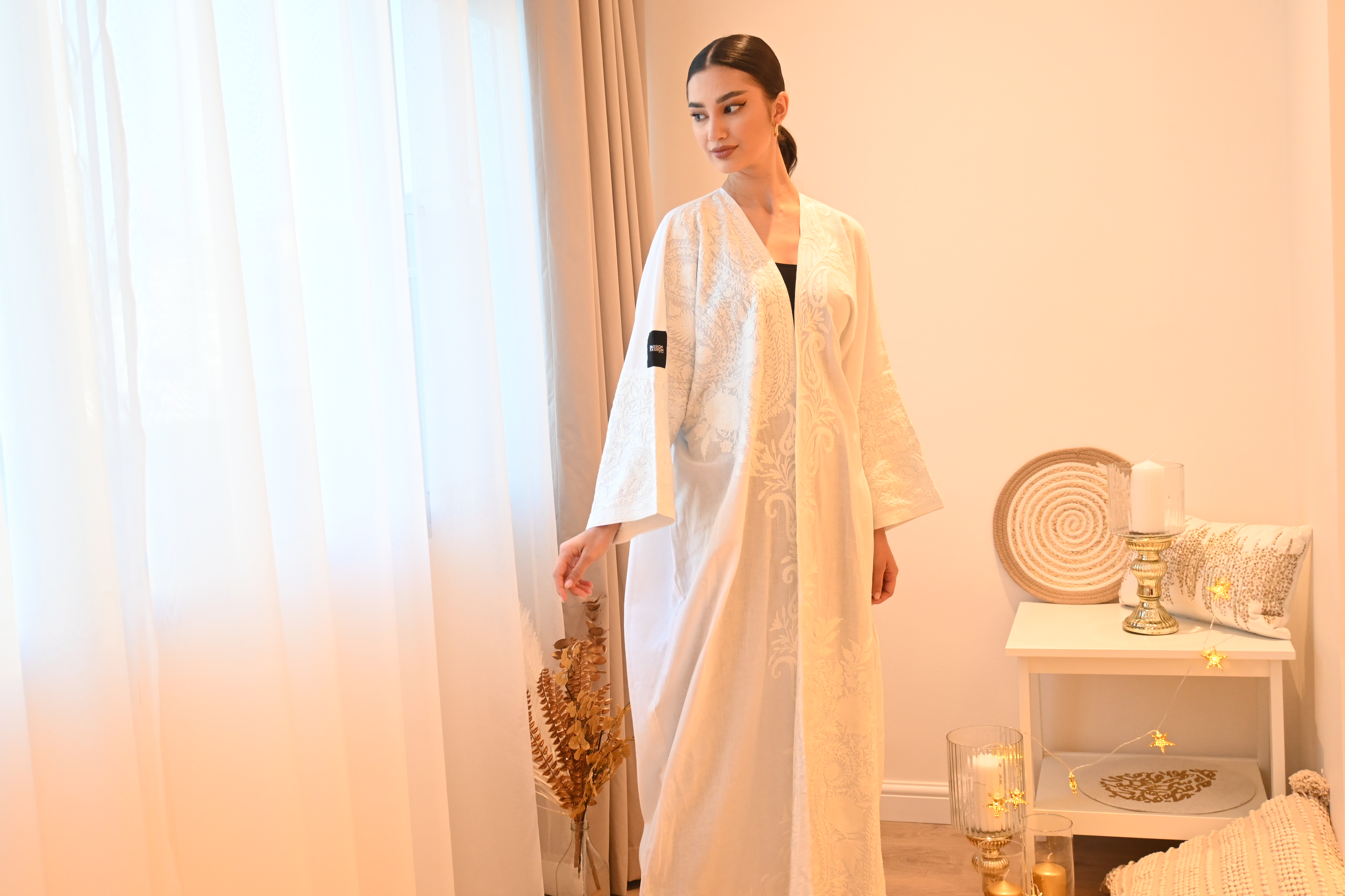 PF Embroidered Linen Abaya/Bisht (WHITE)